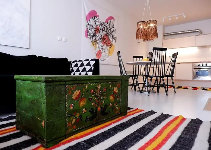 Apartament Host2u Art Ap - Fireplace - Free Parking - 5min Gondola